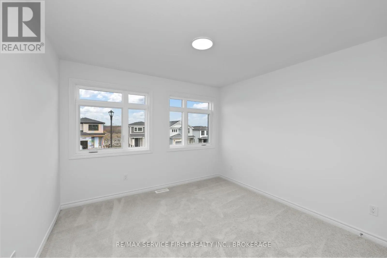 E71 - 1325 TURNBULL WAY, #E71