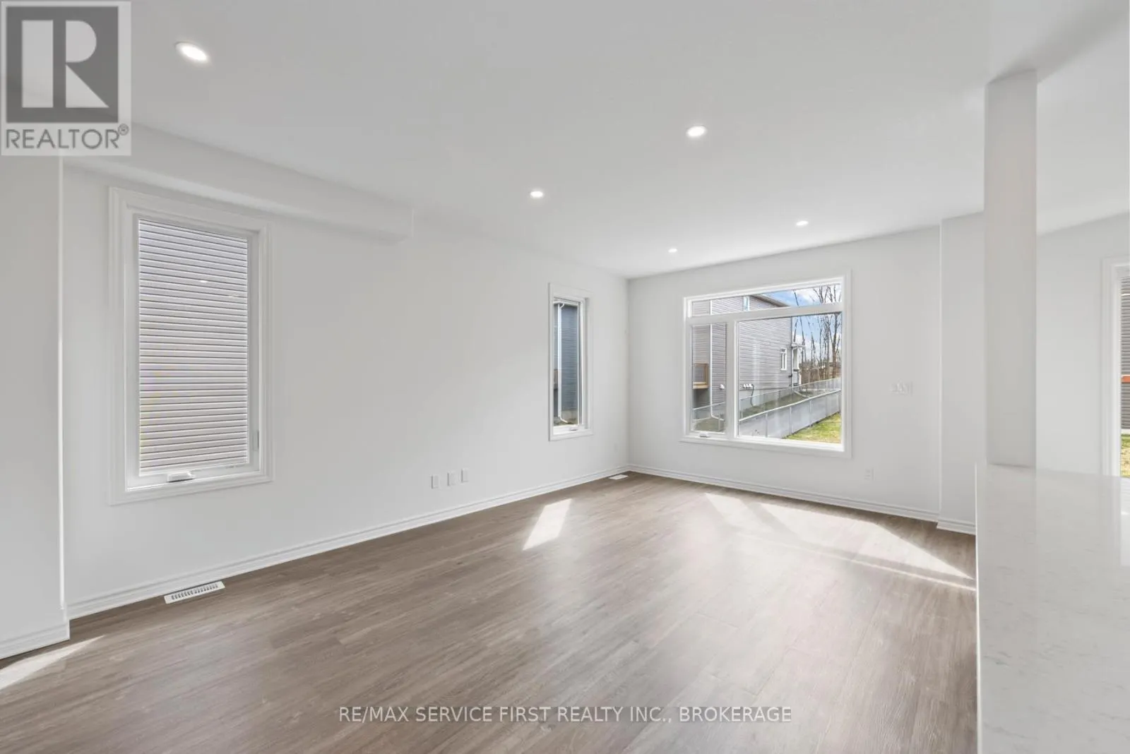 E71 - 1325 TURNBULL WAY, #E71