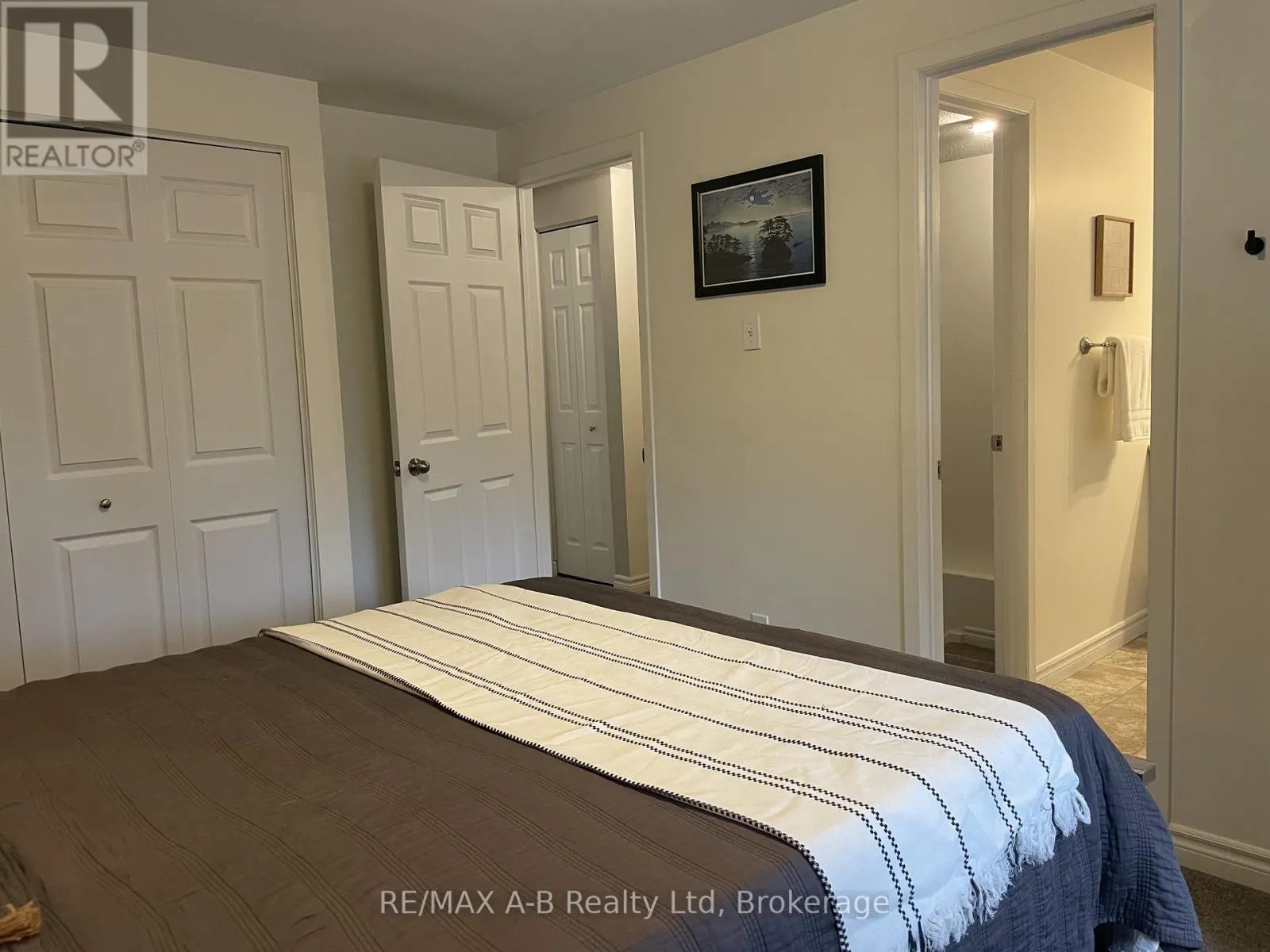 A - 175 VERMONT STREET, #A