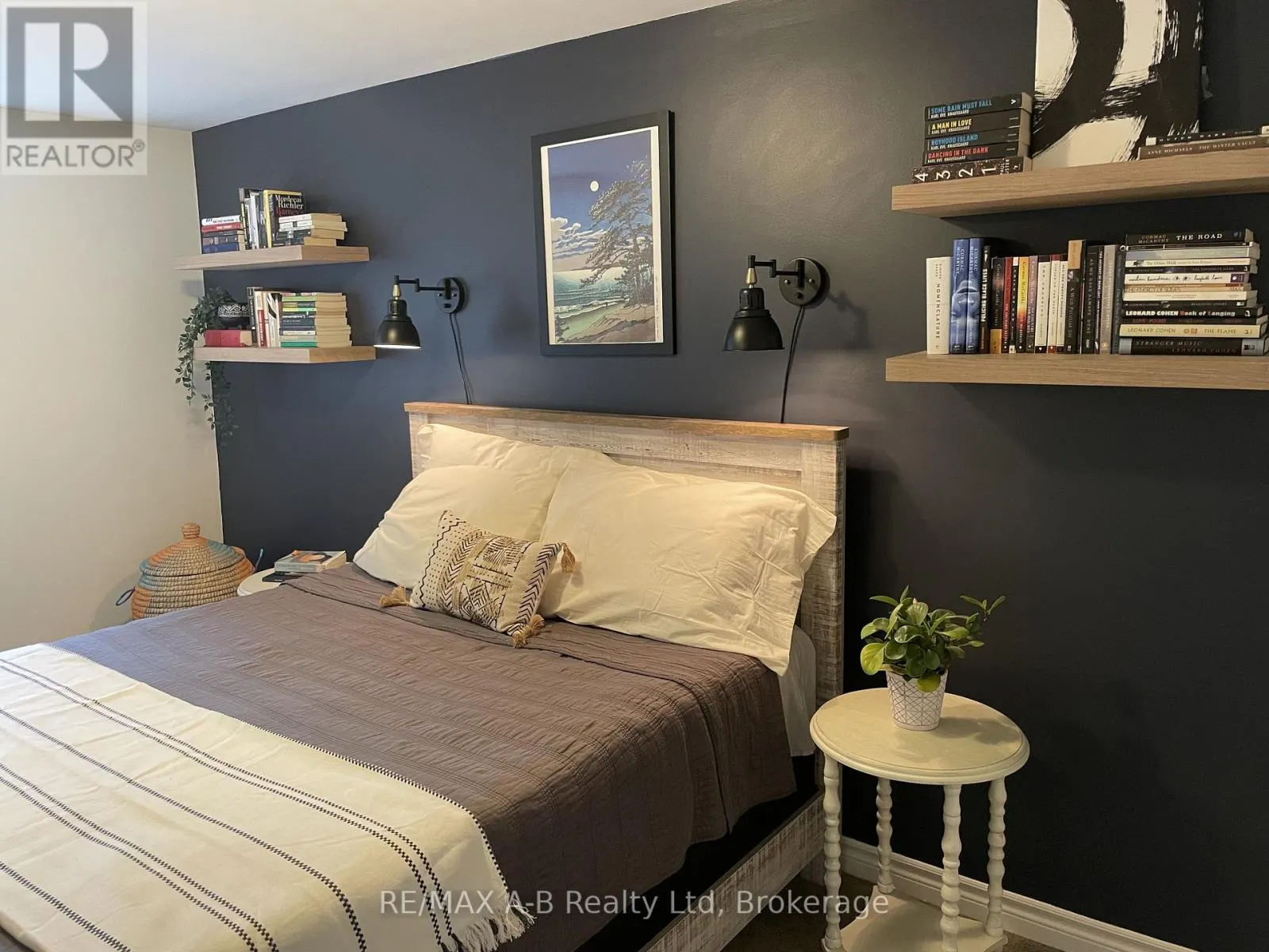 A - 175 VERMONT STREET, #A