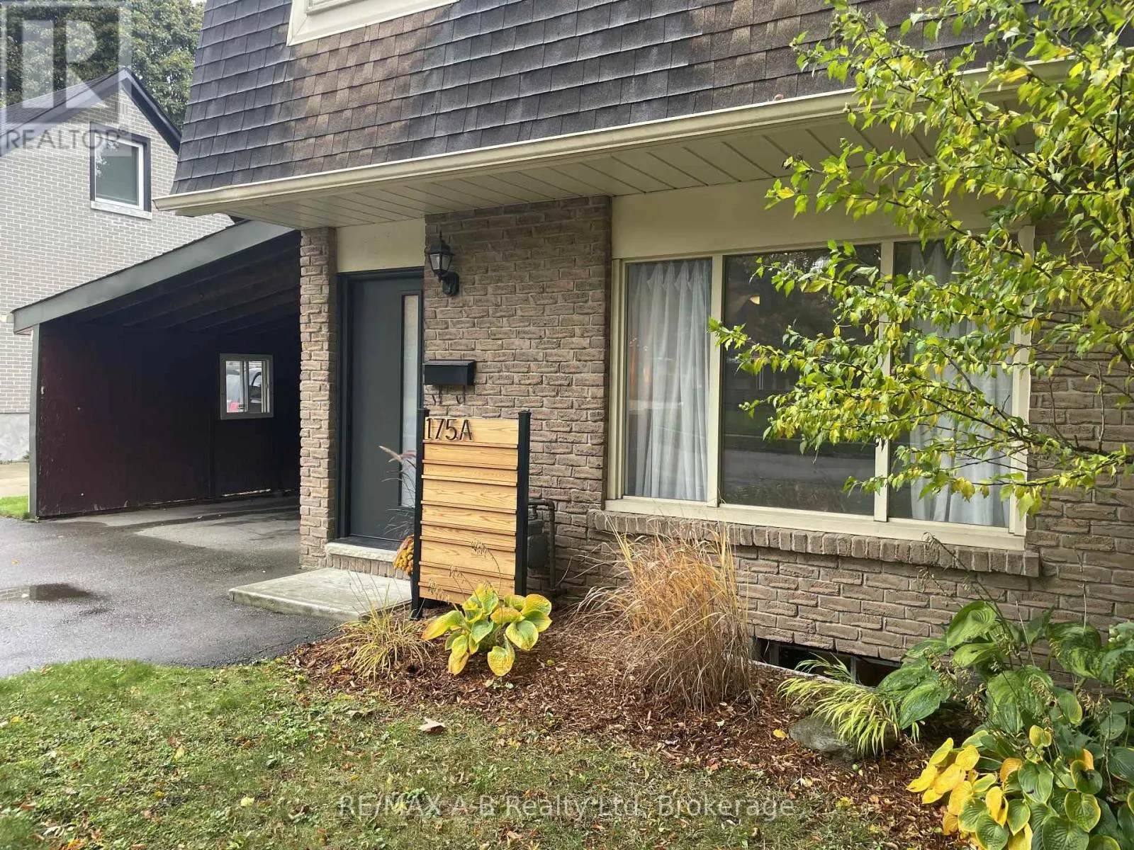 A - 175 VERMONT STREET, #A