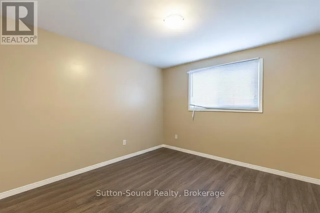 4 - 619 GREY STREET, #4