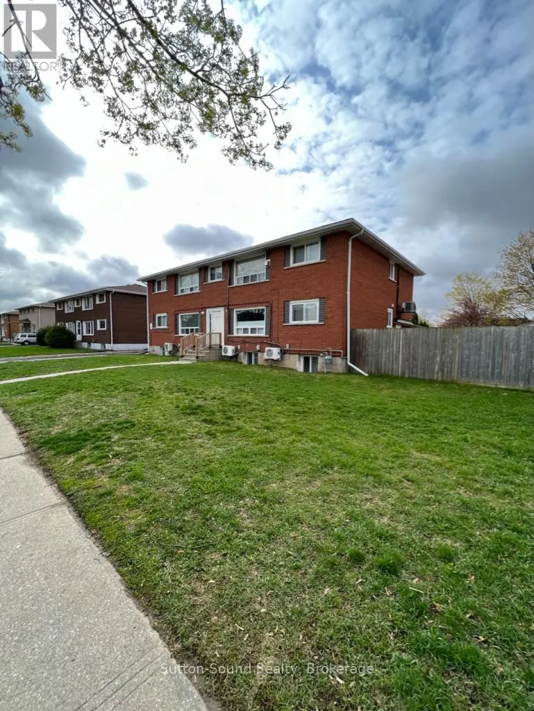 4 - 619 GREY STREET, #4