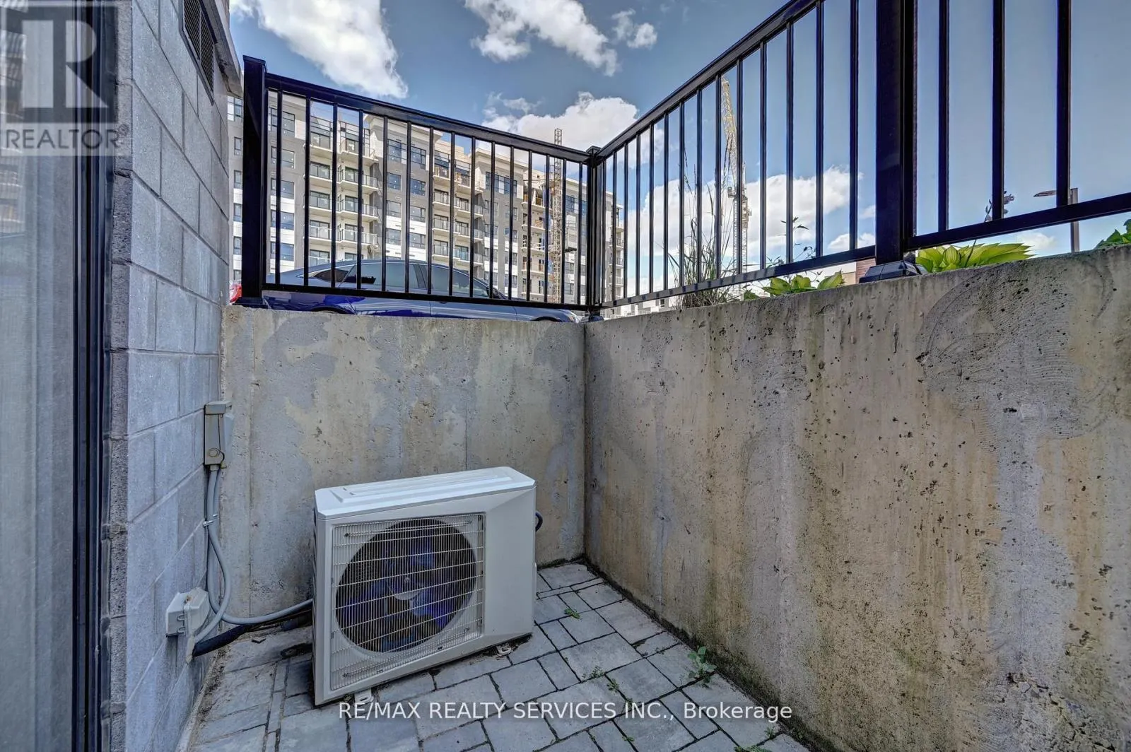 B9 - 10 PALACE STREET