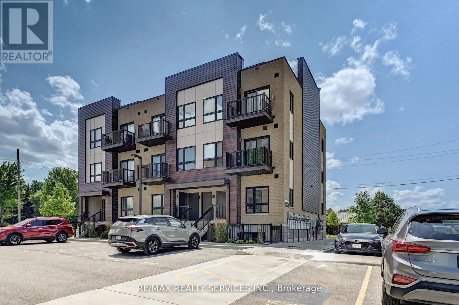 B9 - 10 PALACE STREET