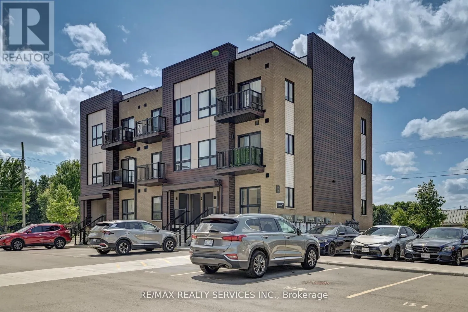 B9 - 10 PALACE STREET