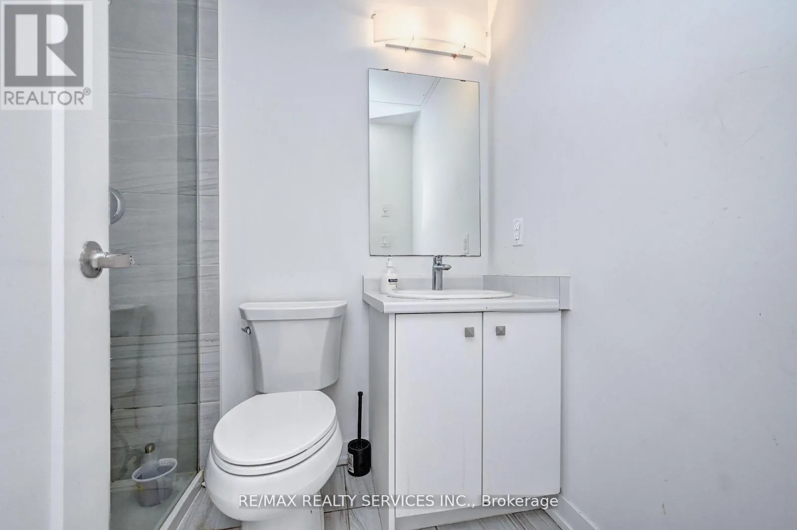 B9 - 10 PALACE STREET