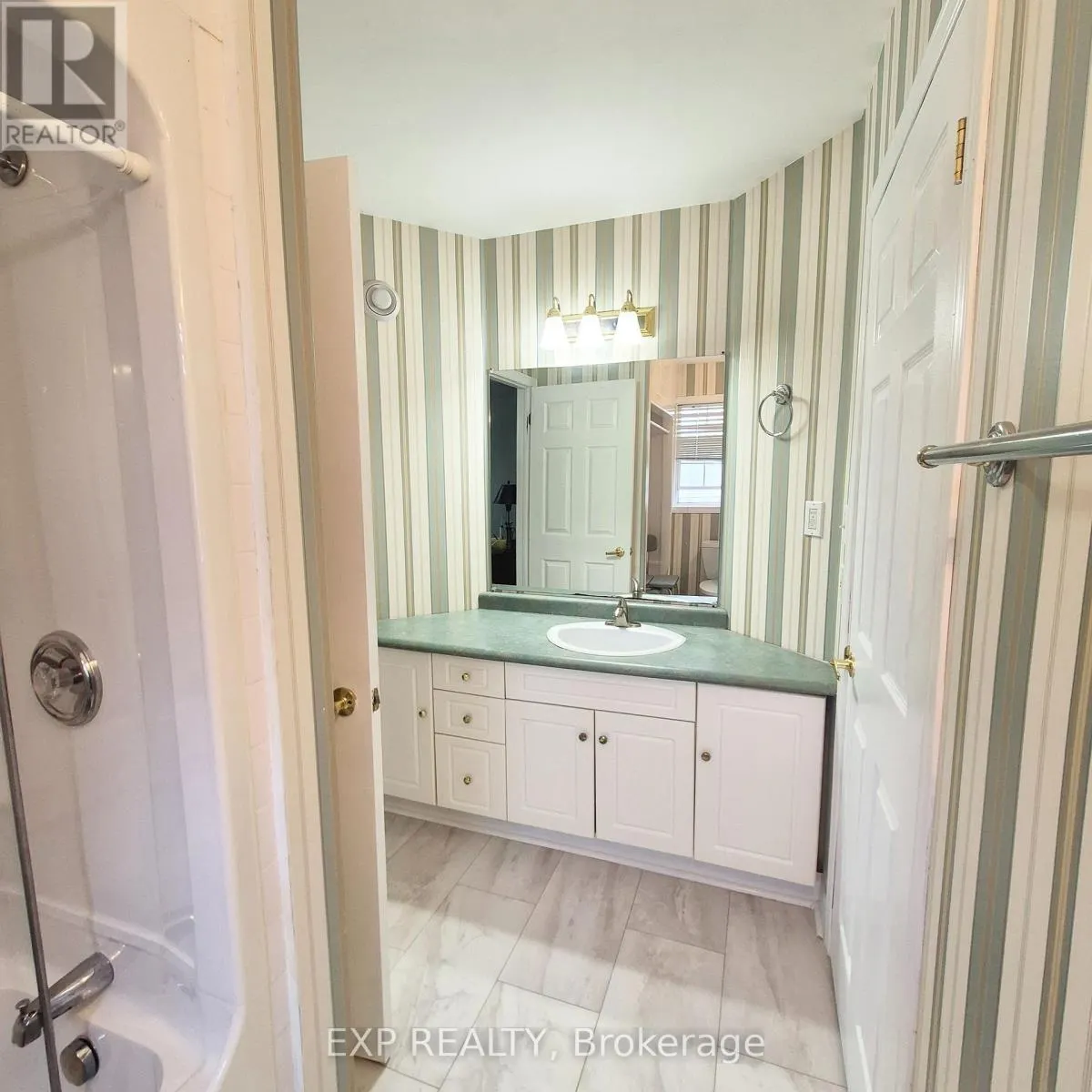 700 BARCOVAN BEACH ROAD