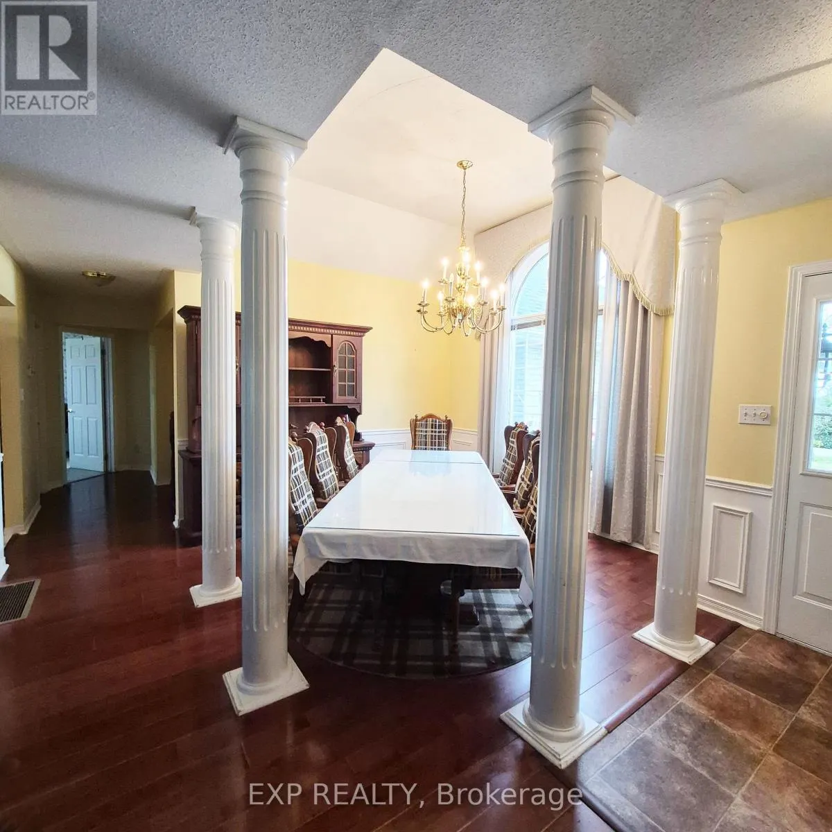 700 BARCOVAN BEACH ROAD