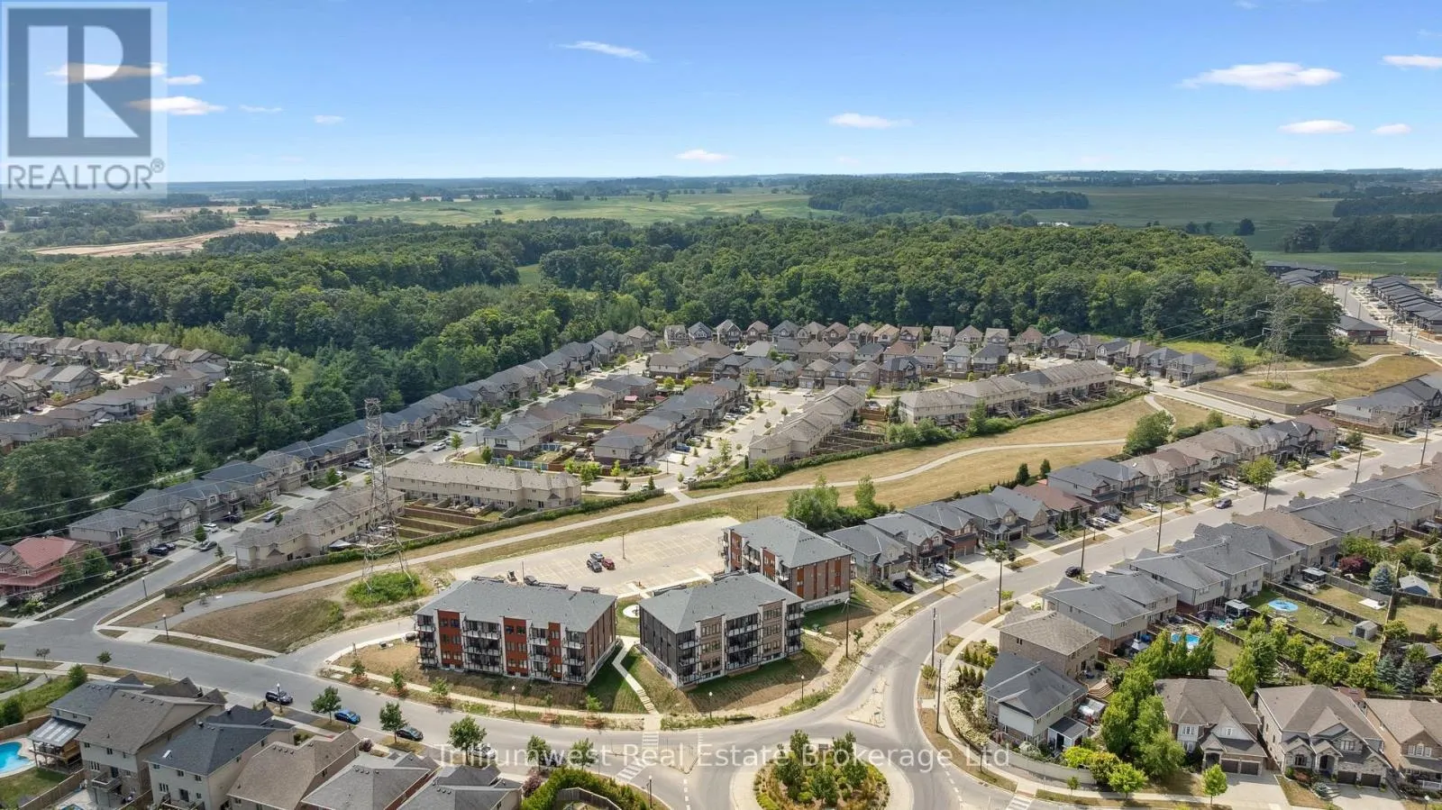 34 - 10 SOUTH CREEK DRIVE, #34