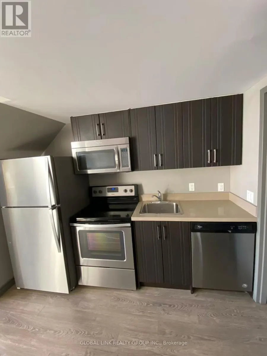 701 - 321 SPRUCE STREET