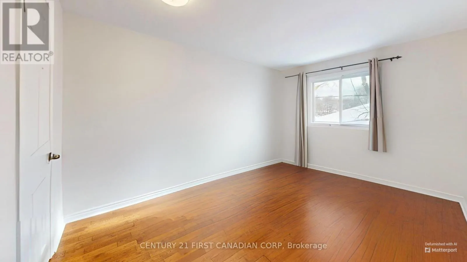 6 - 20 KERNOHAN PARKWAY, #6