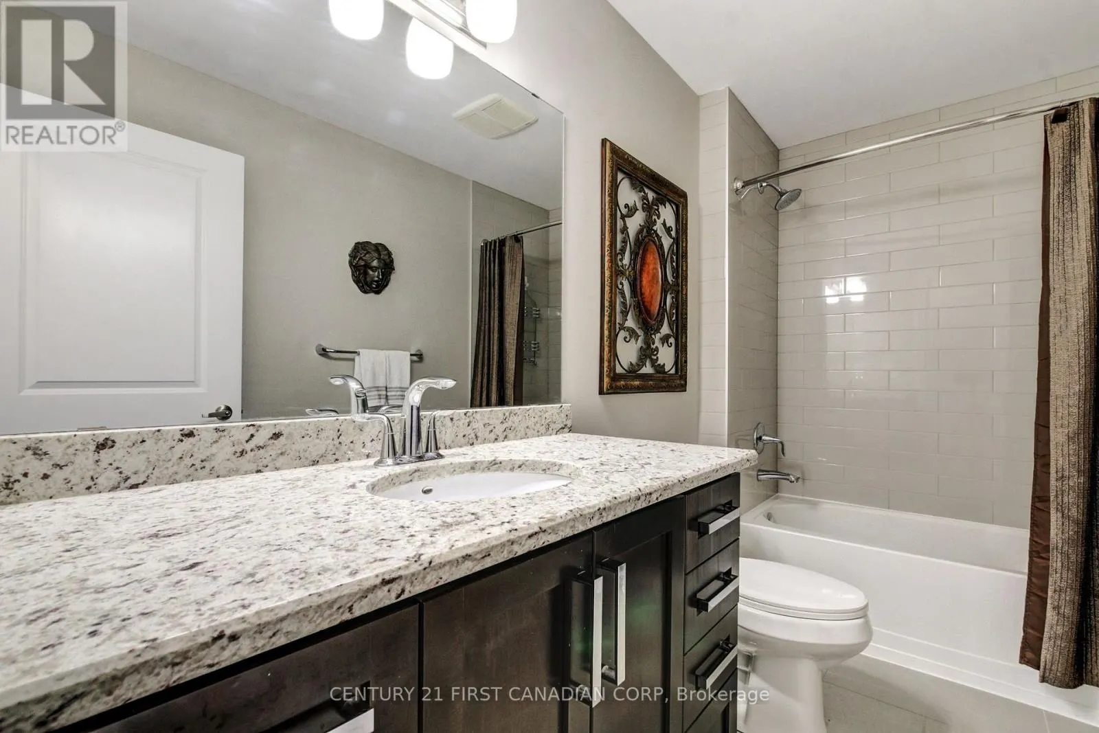 512 - 240 VILLAGEWALK BOULEVARD, #512