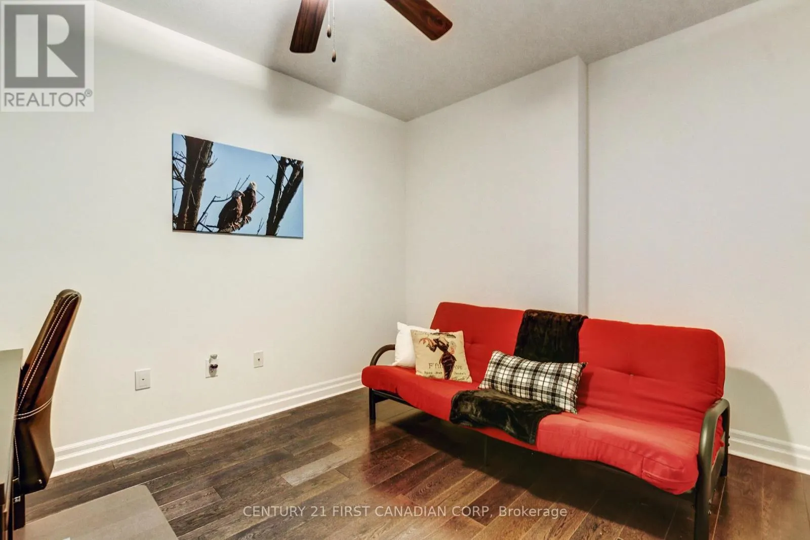 512 - 240 VILLAGEWALK BOULEVARD, #512