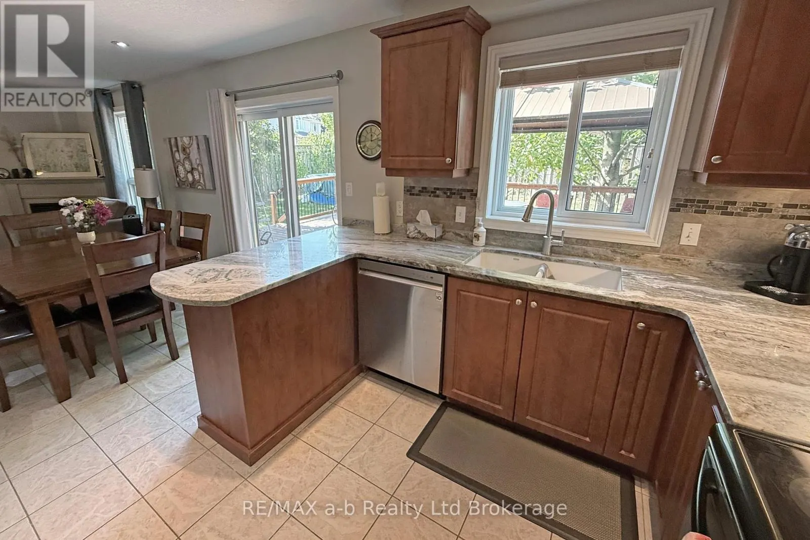 501 TATHAM BOULEVARD