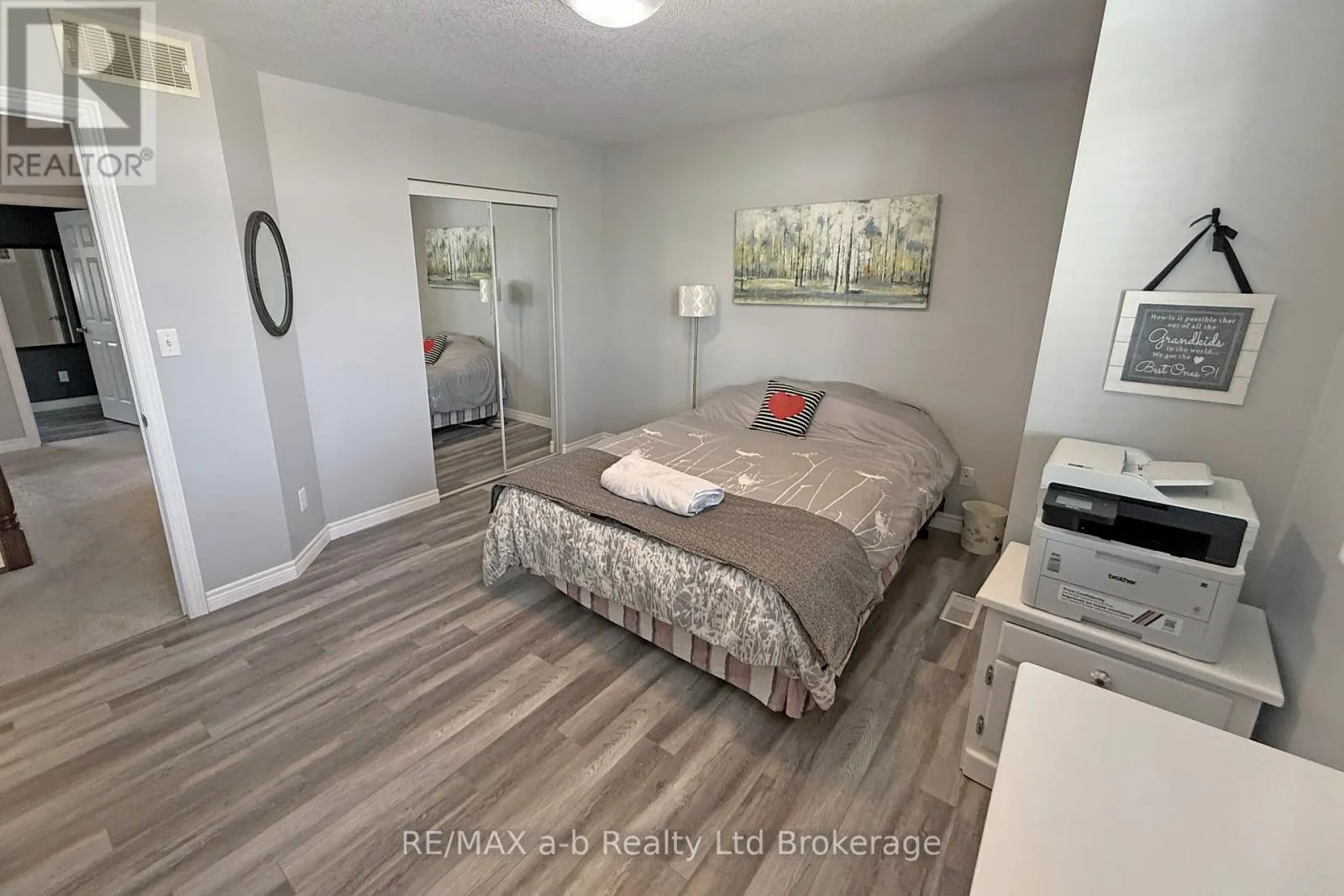 501 TATHAM BOULEVARD