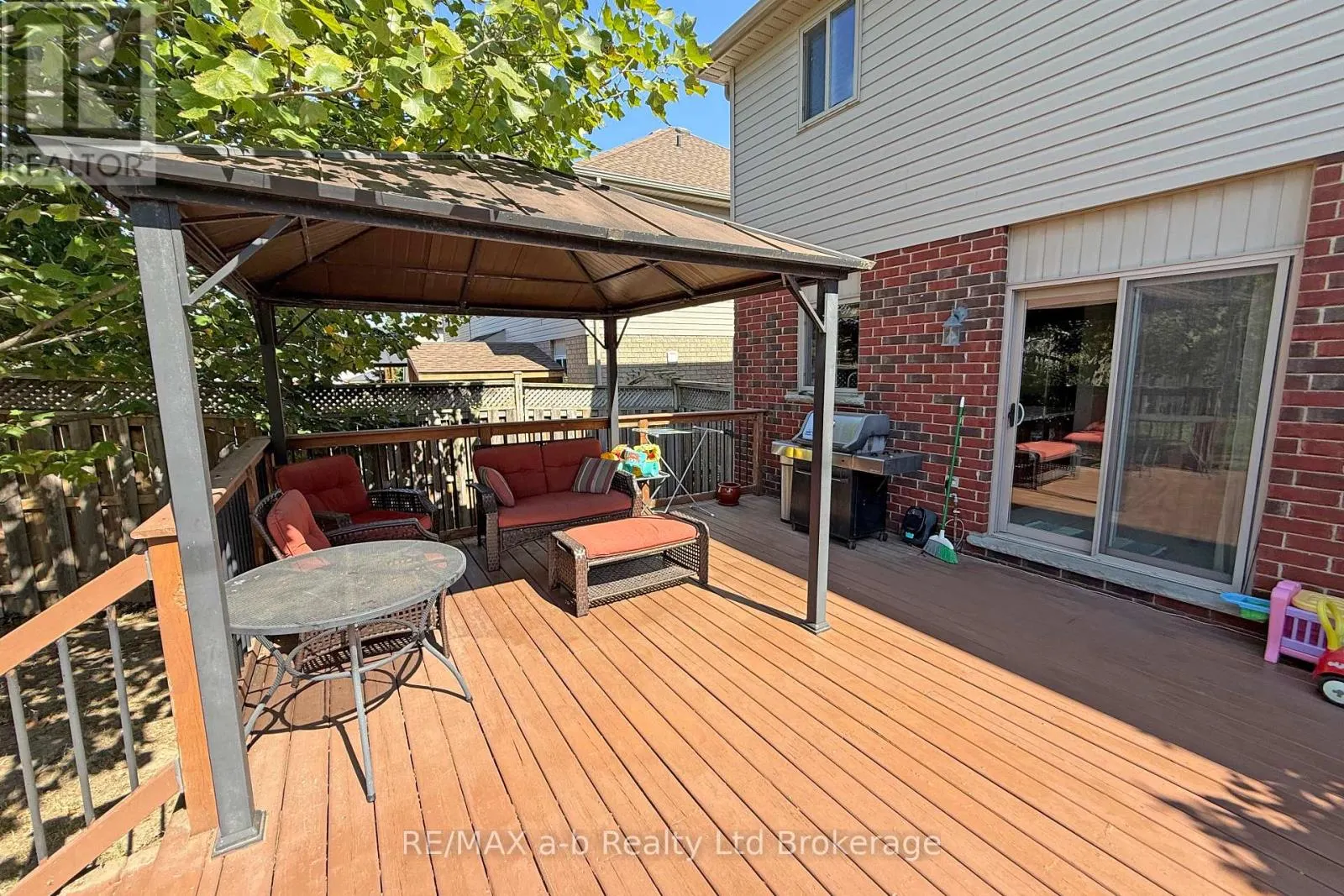 501 TATHAM BOULEVARD