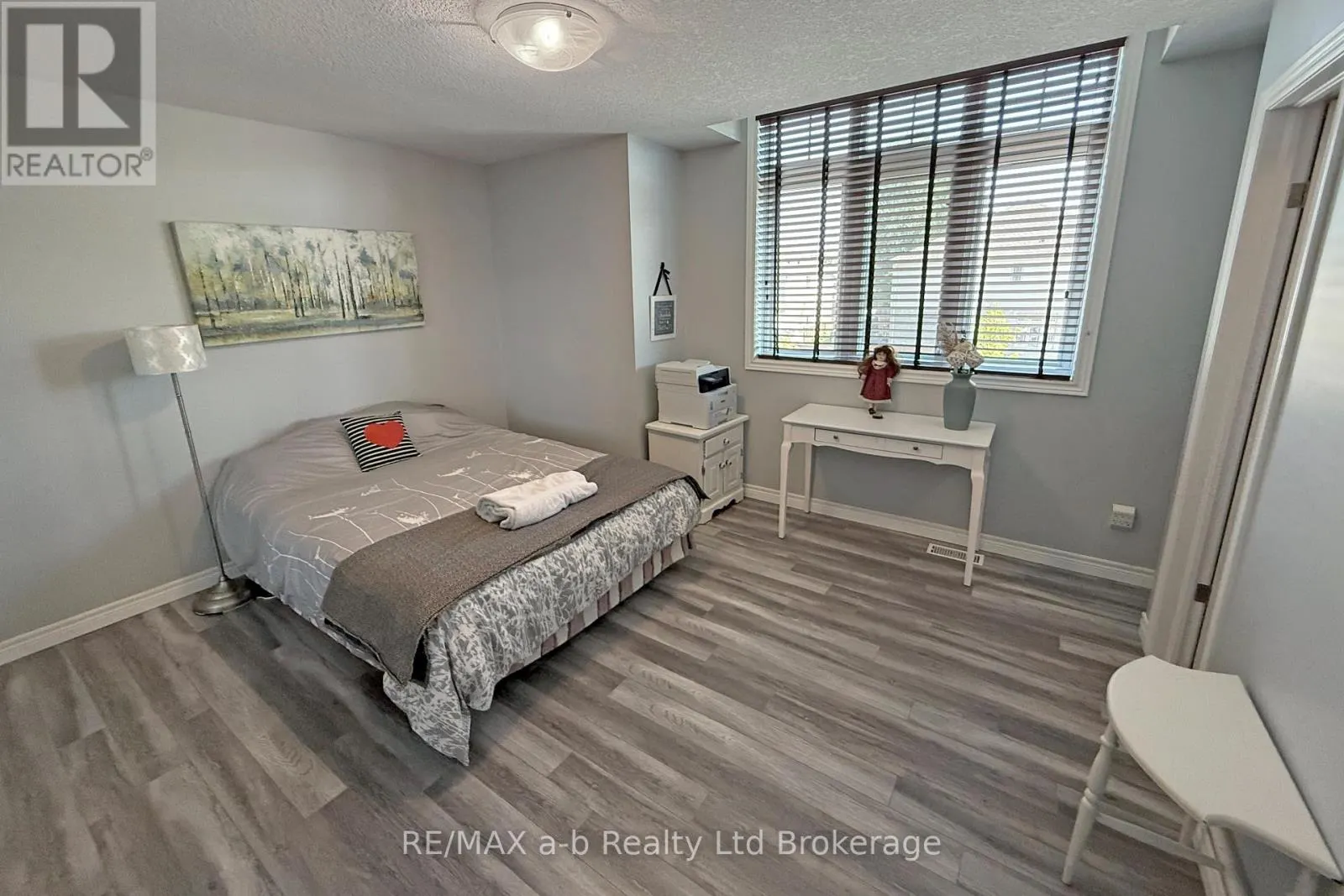 501 TATHAM BOULEVARD