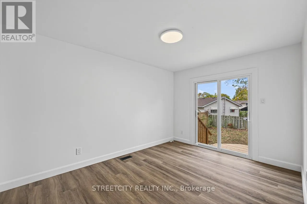 1128 OVERLEA CRESCENT