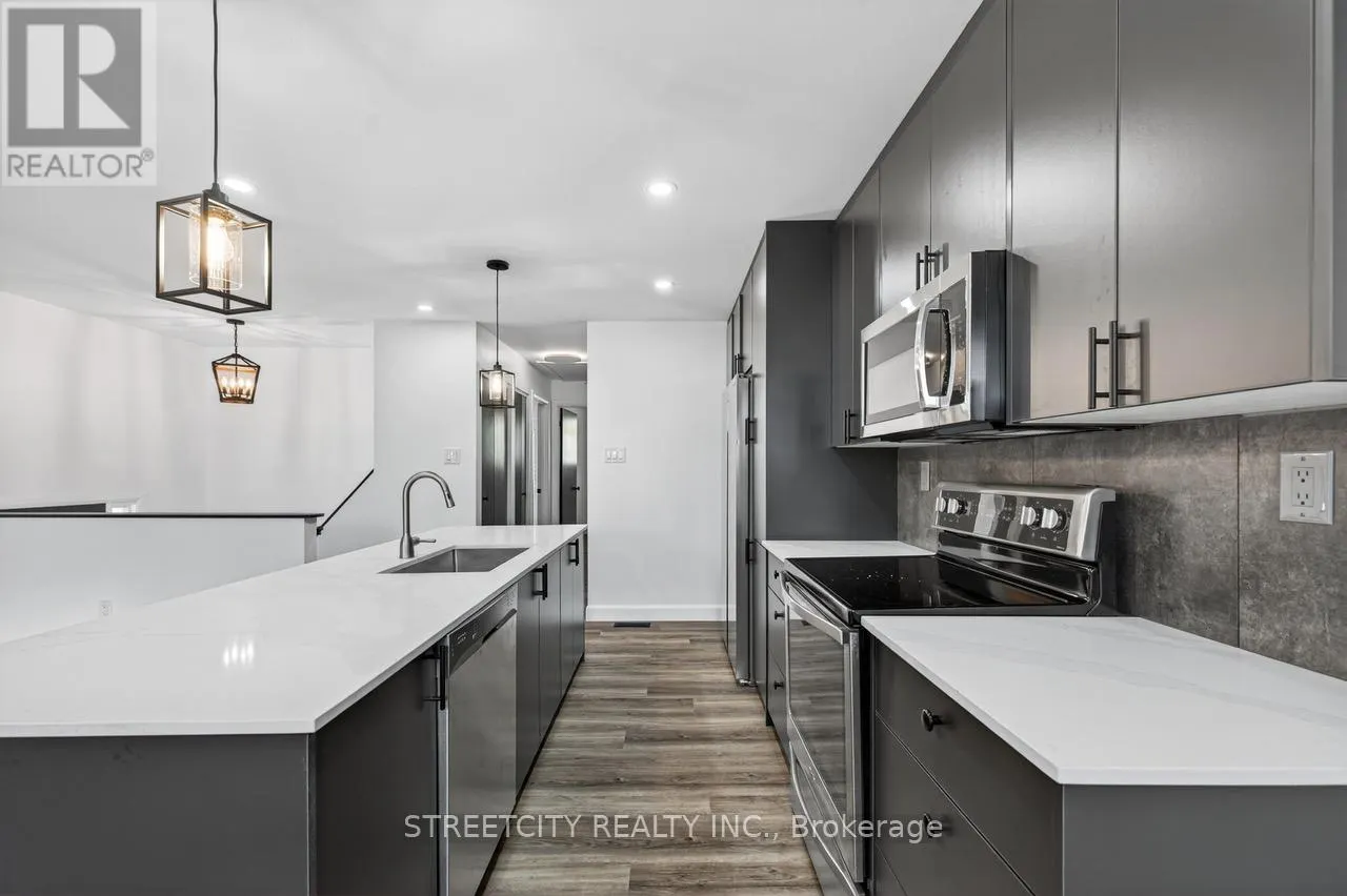 1128 OVERLEA CRESCENT