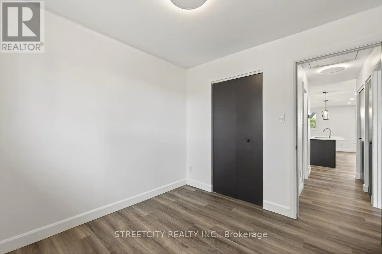 1128 OVERLEA CRESCENT