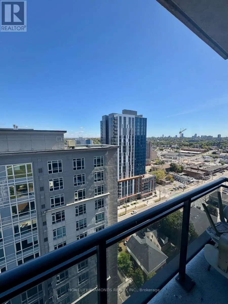 1705 - 318 SPRUCE STREET