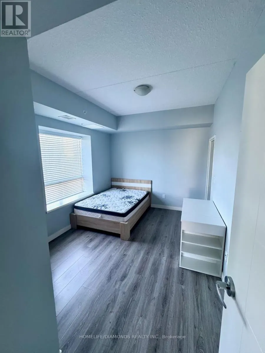 1705 - 318 SPRUCE STREET