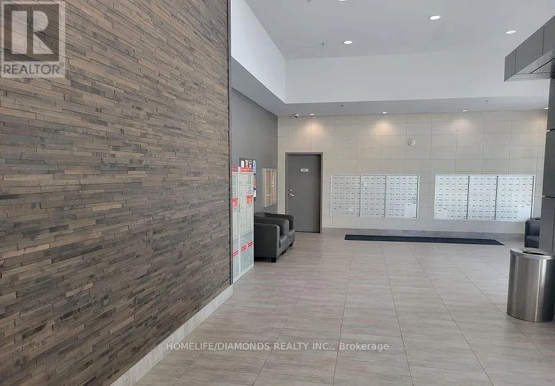 1705 - 318 SPRUCE STREET