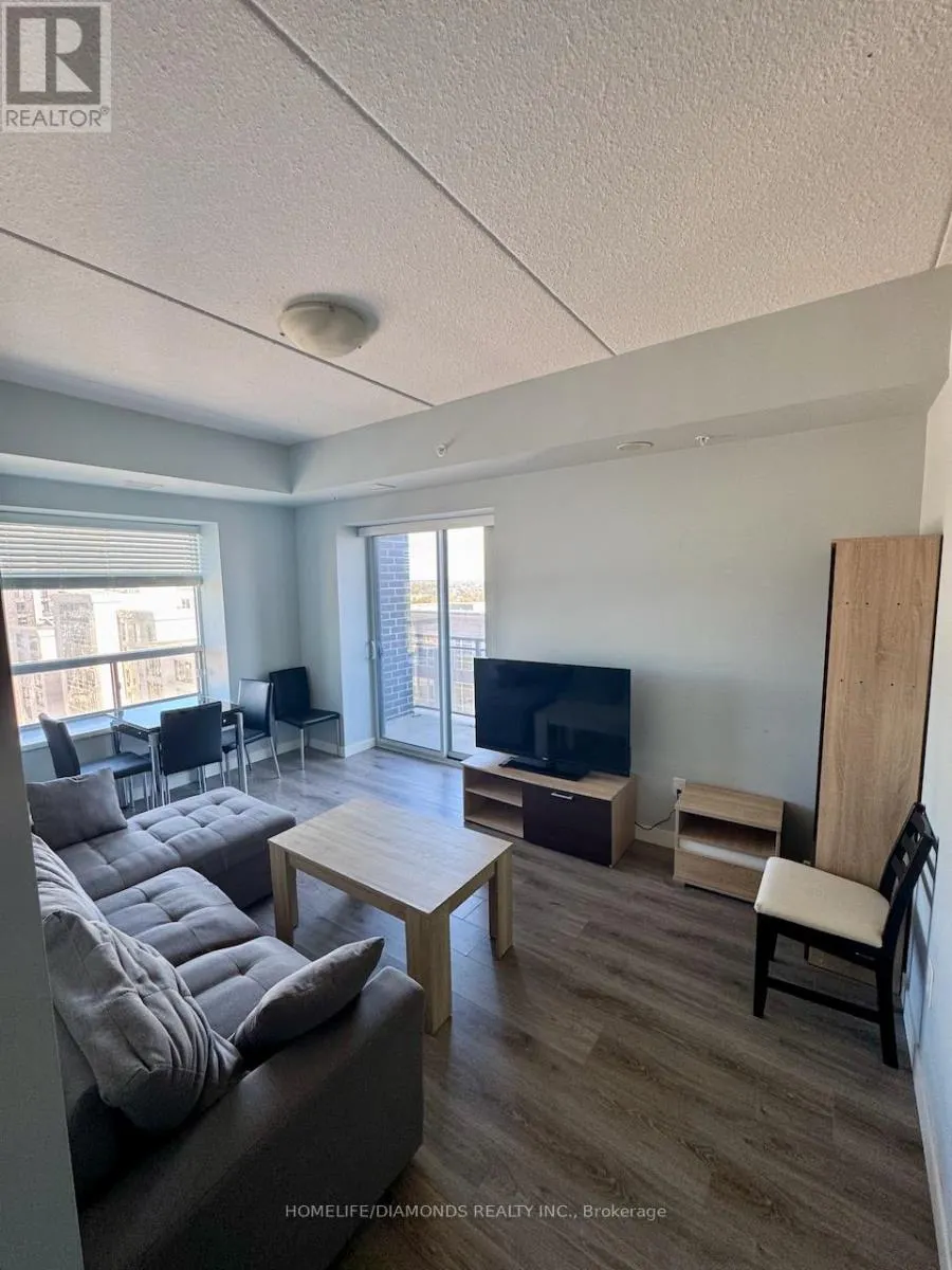 1705 - 318 SPRUCE STREET