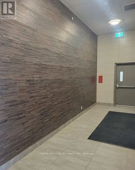 1705 - 318 SPRUCE STREET