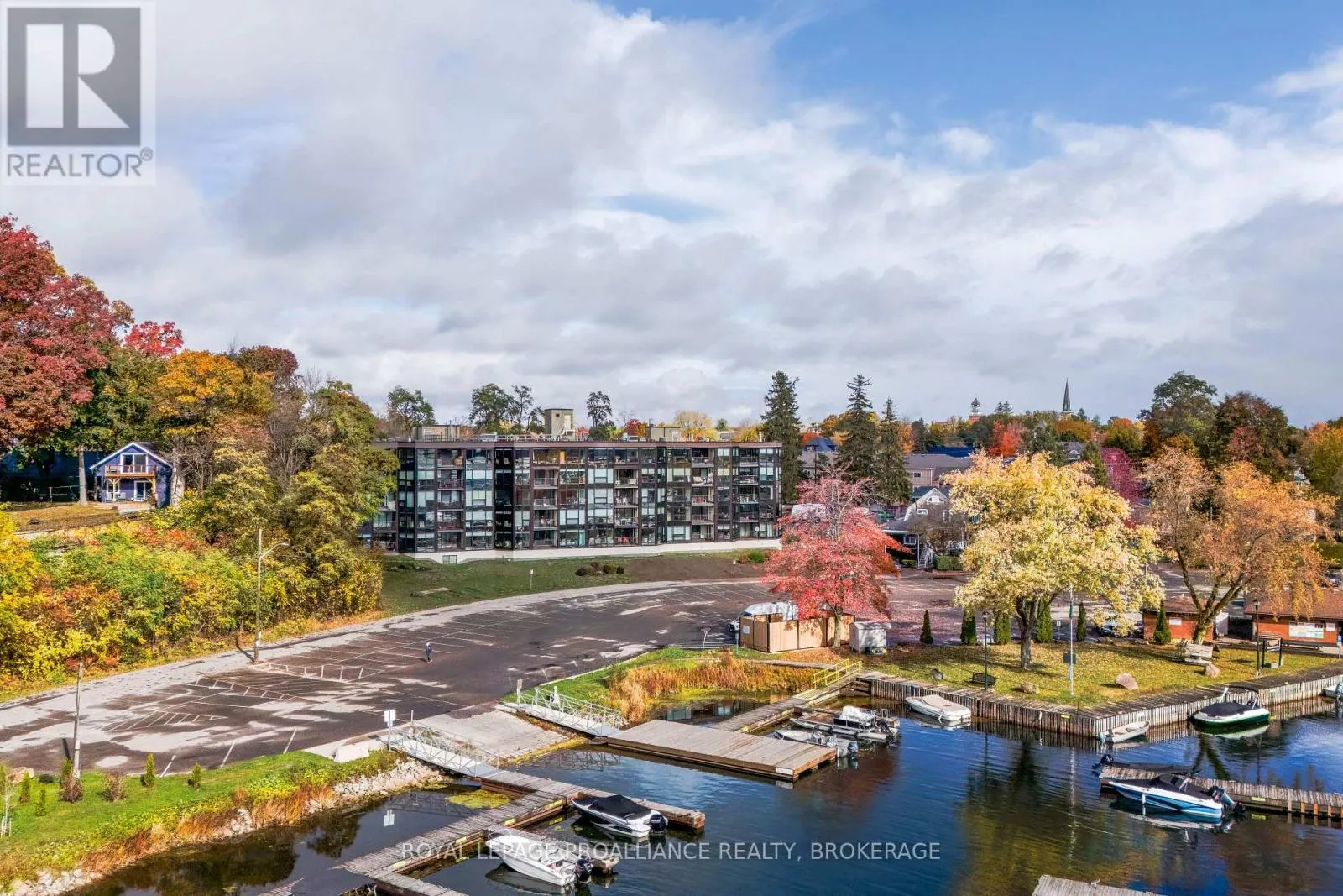 302 - 50 MARKET STREET, #302