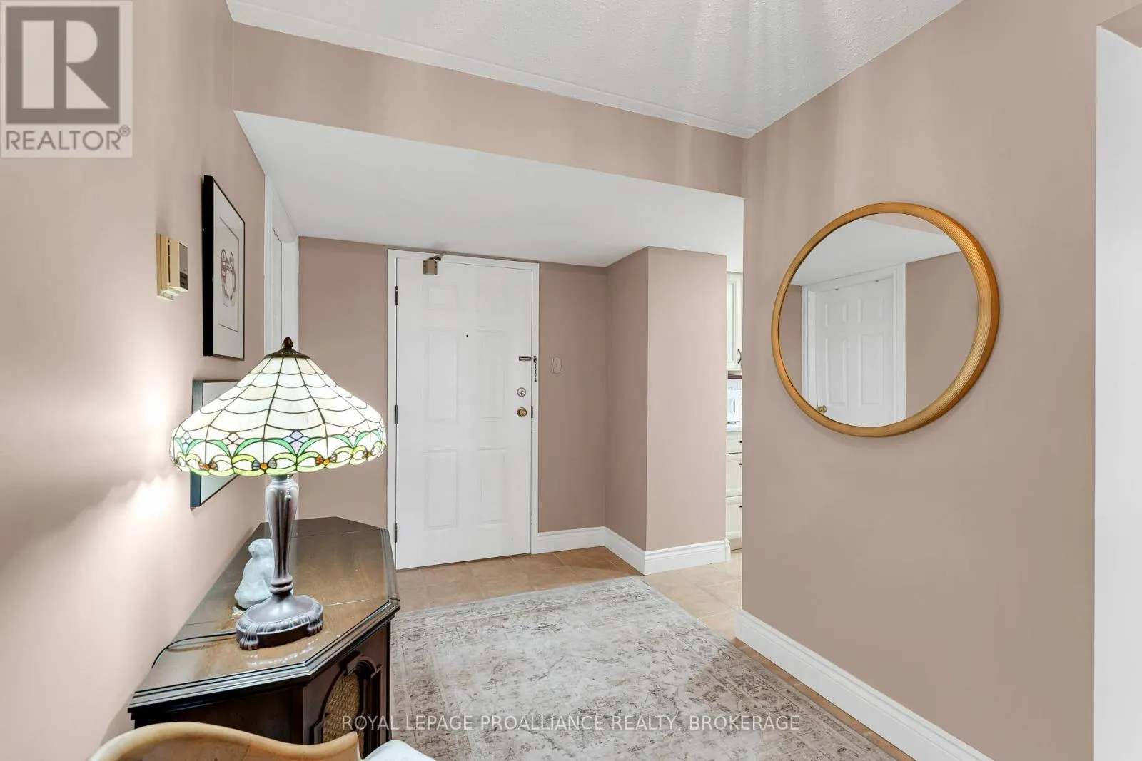 302 - 50 MARKET STREET, #302