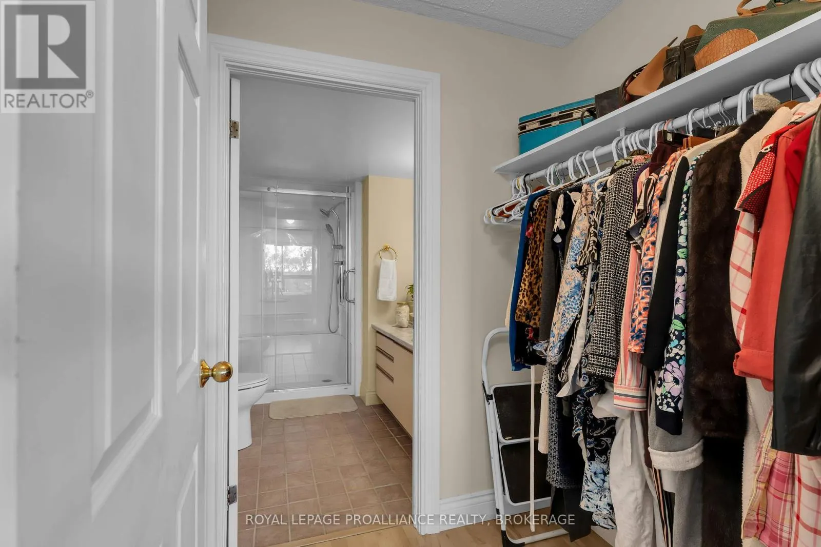 302 - 50 MARKET STREET, #302