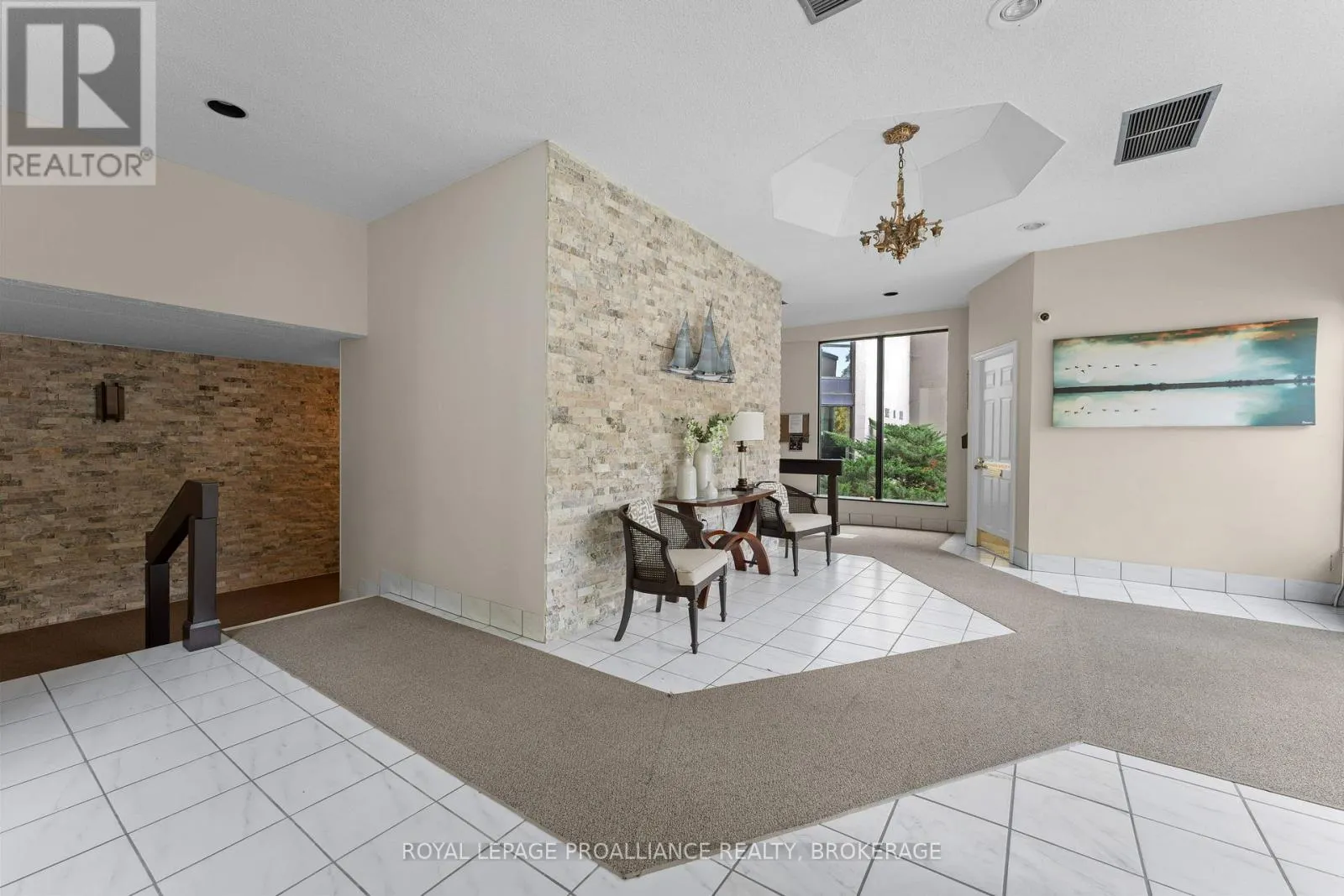 302 - 50 MARKET STREET, #302