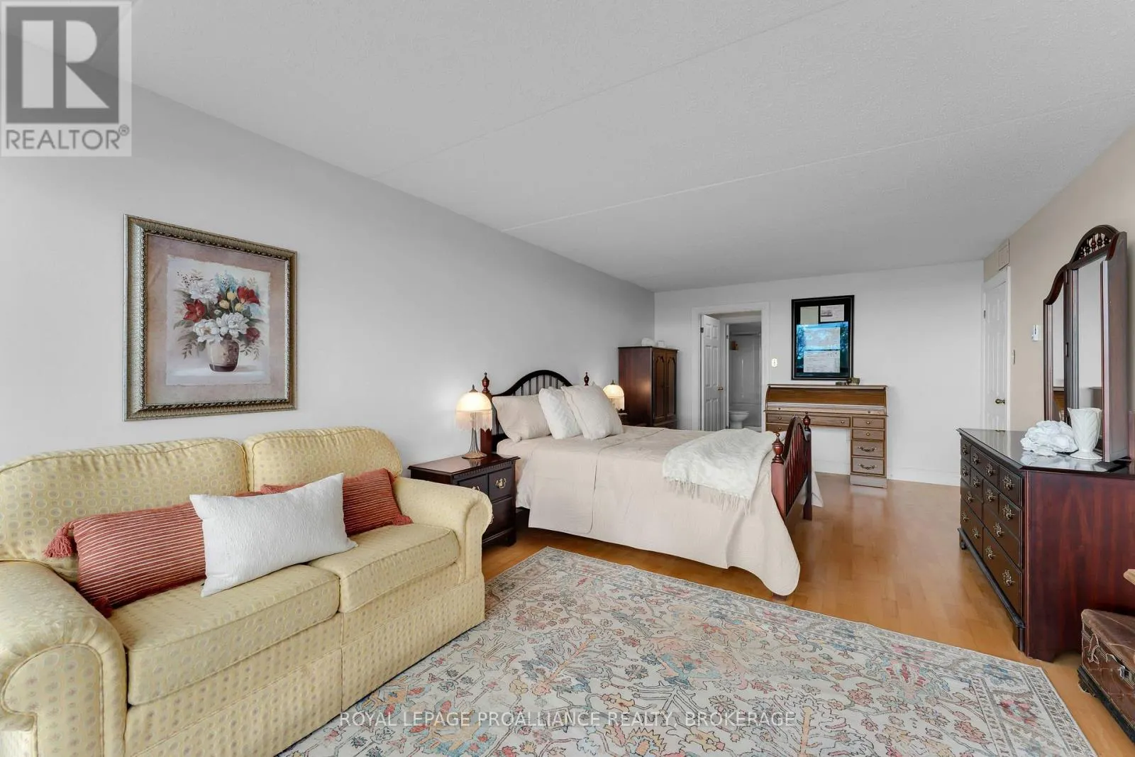 302 - 50 MARKET STREET, #302