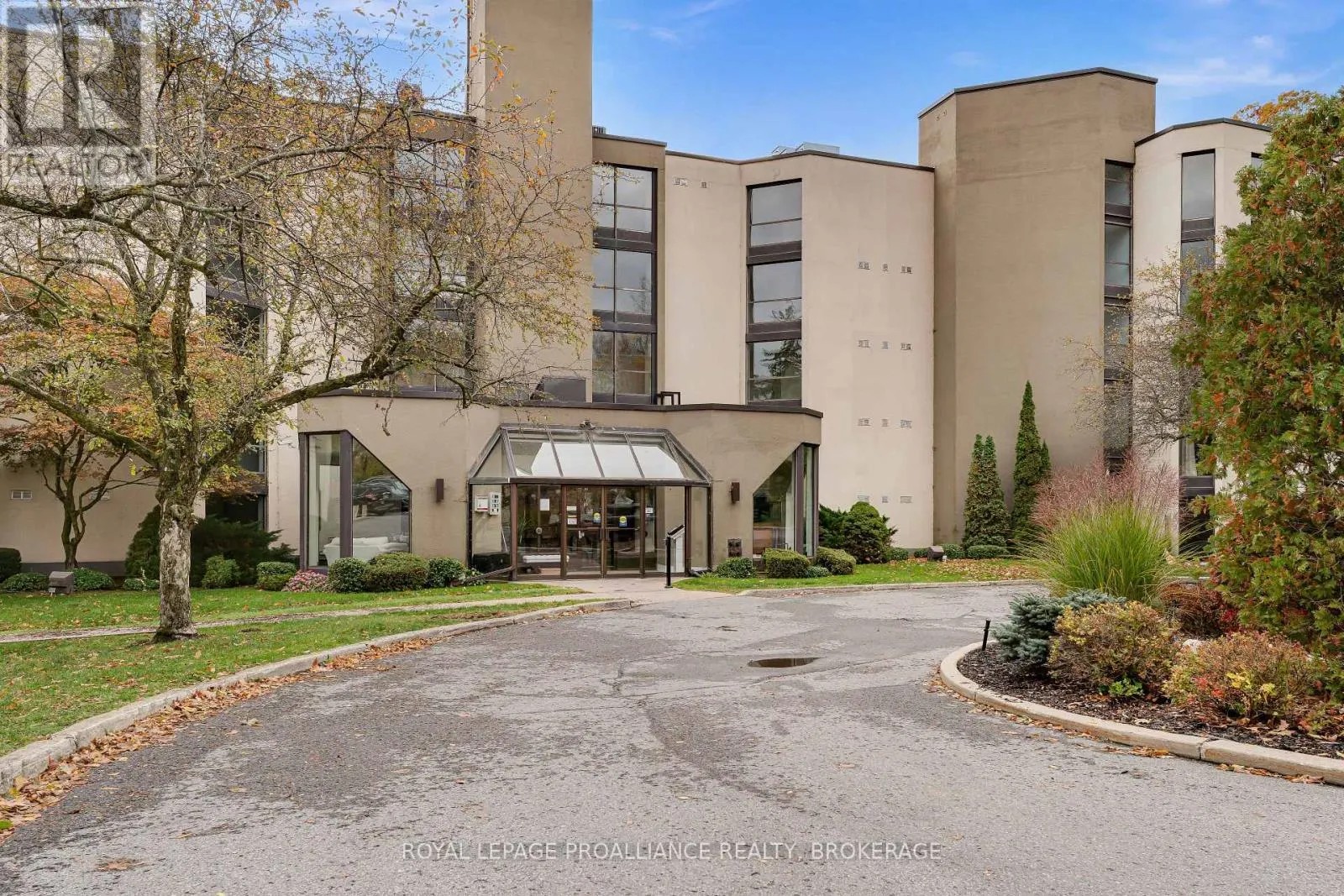 302 - 50 MARKET STREET, #302