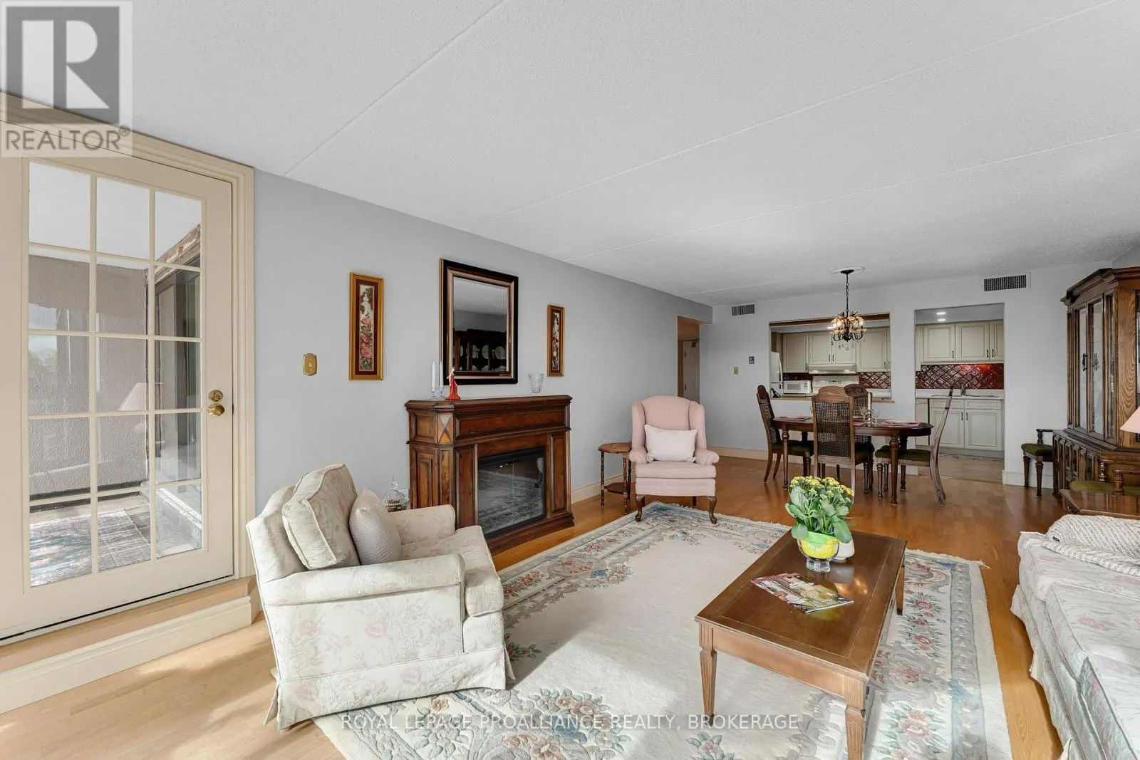 302 - 50 MARKET STREET, #302