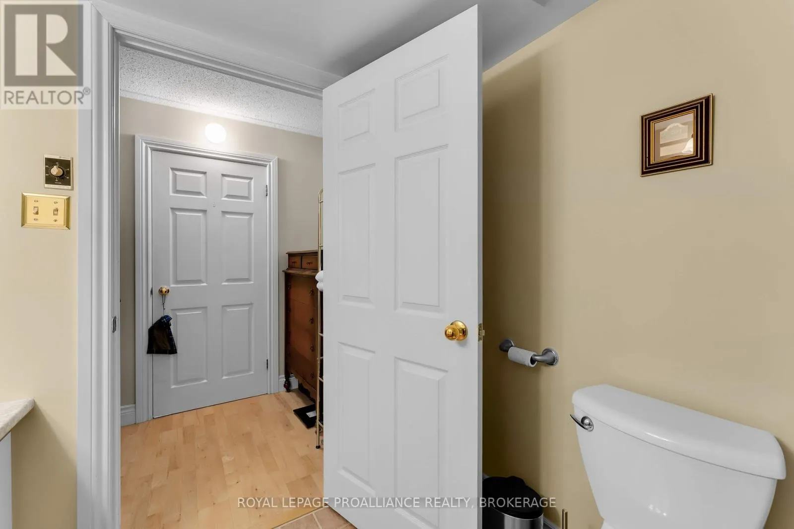 302 - 50 MARKET STREET, #302