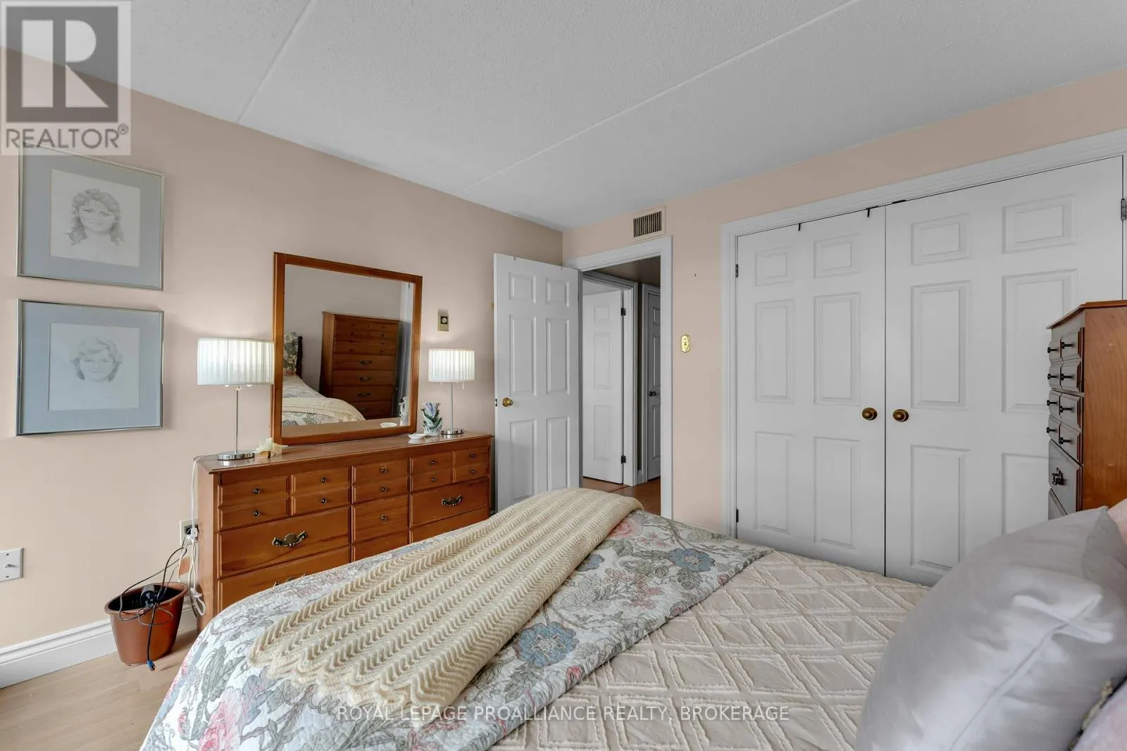 302 - 50 MARKET STREET, #302