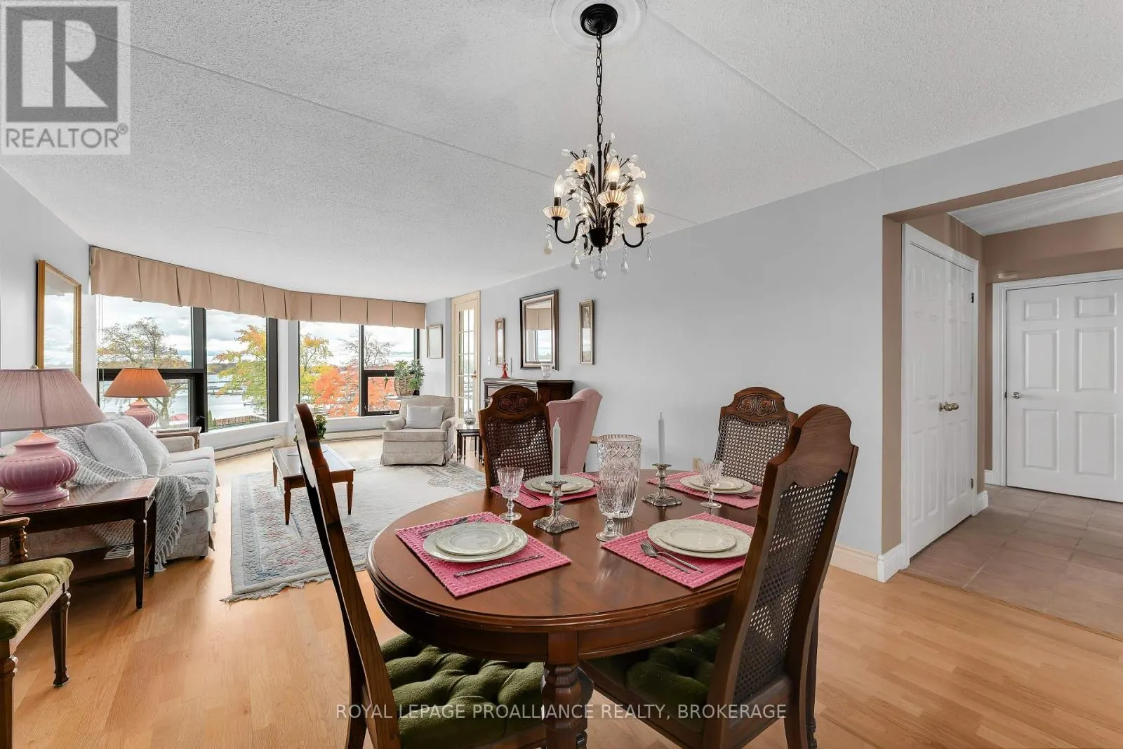 302 - 50 MARKET STREET, #302