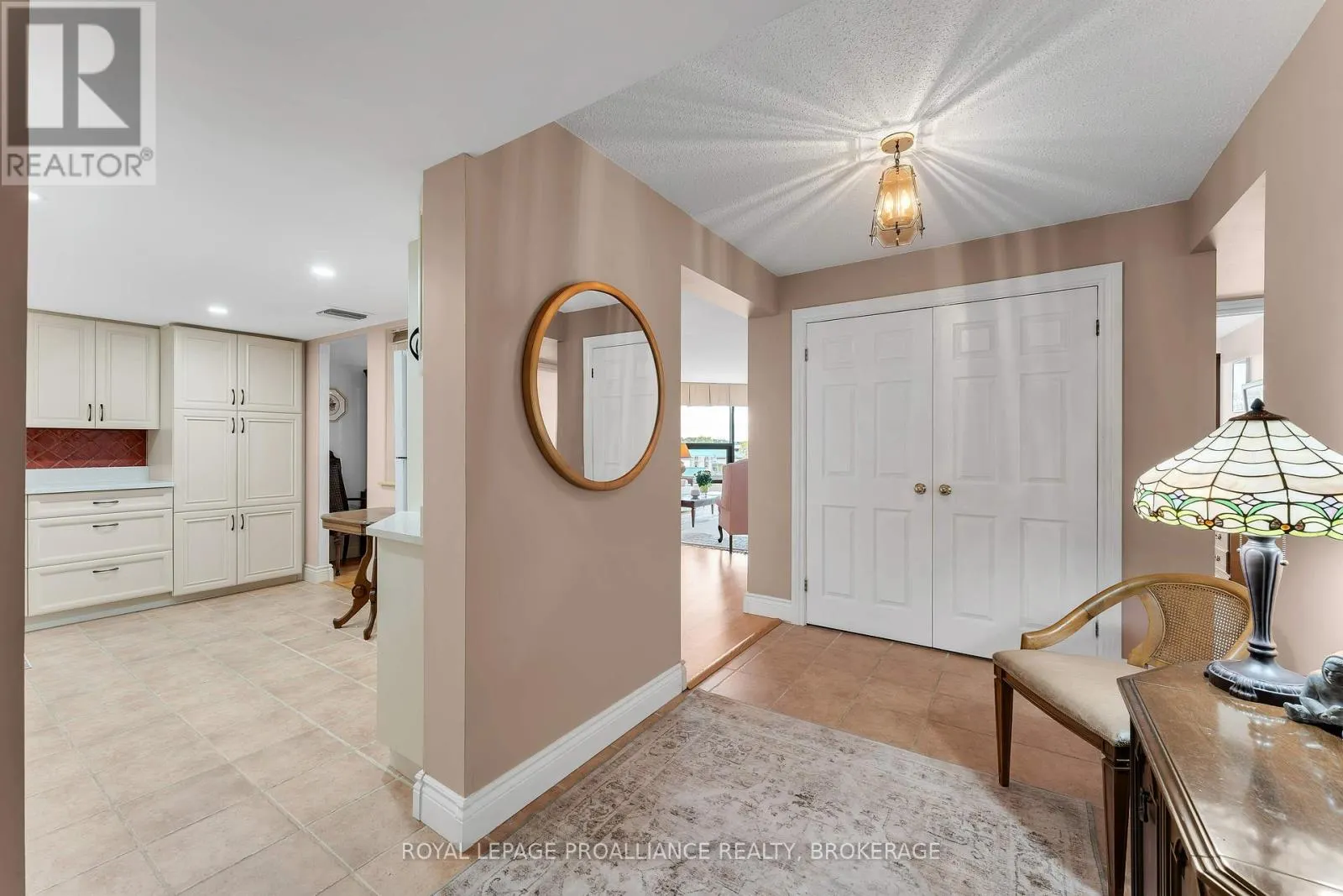 302 - 50 MARKET STREET, #302