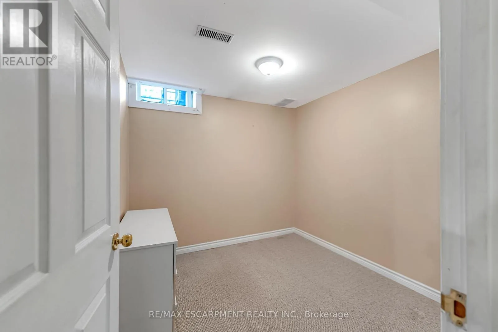 17 - 25 KITTY MURRAY LANE