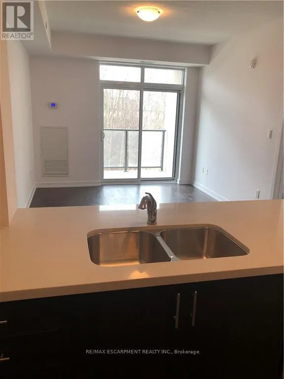 219 - 125 SHOREVIEW PLACE