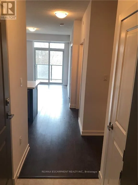 219 - 125 SHOREVIEW PLACE