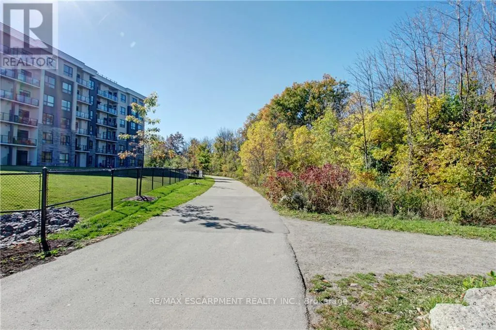 219 - 125 SHOREVIEW PLACE