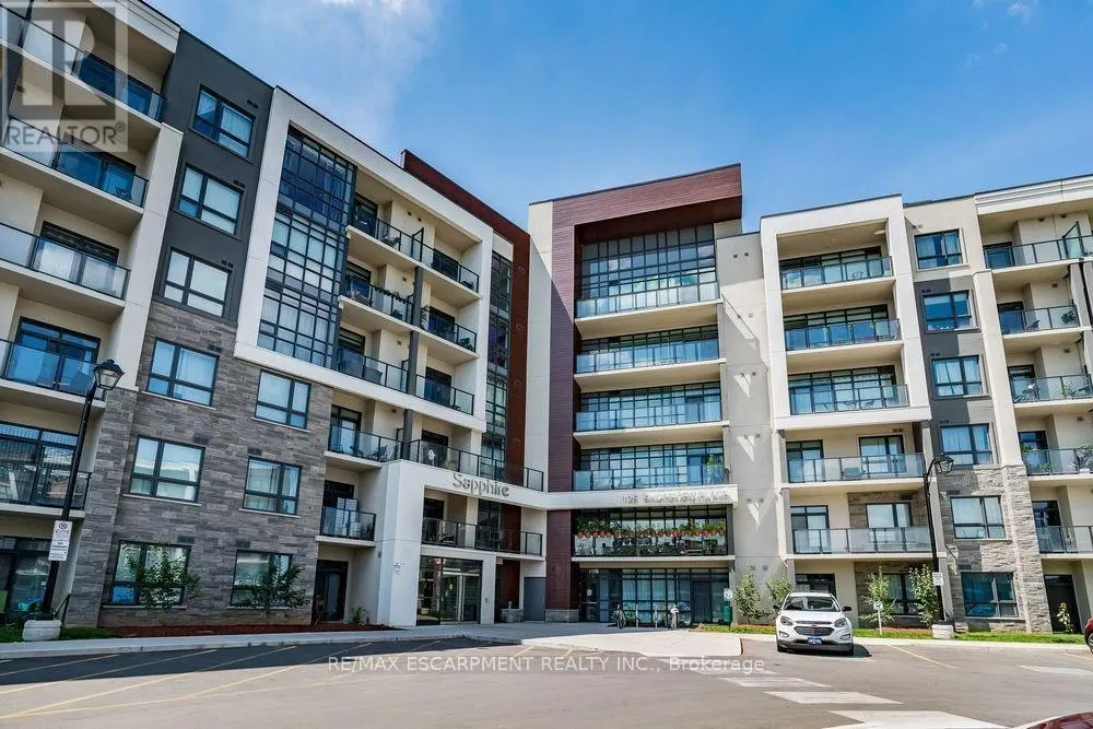 219 - 125 SHOREVIEW PLACE