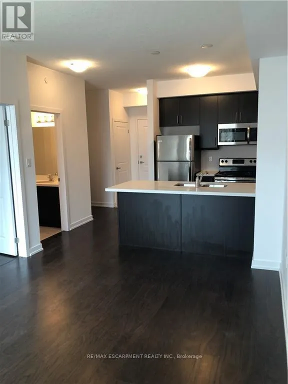 219 - 125 SHOREVIEW PLACE