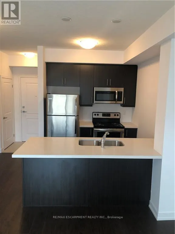 219 - 125 SHOREVIEW PLACE