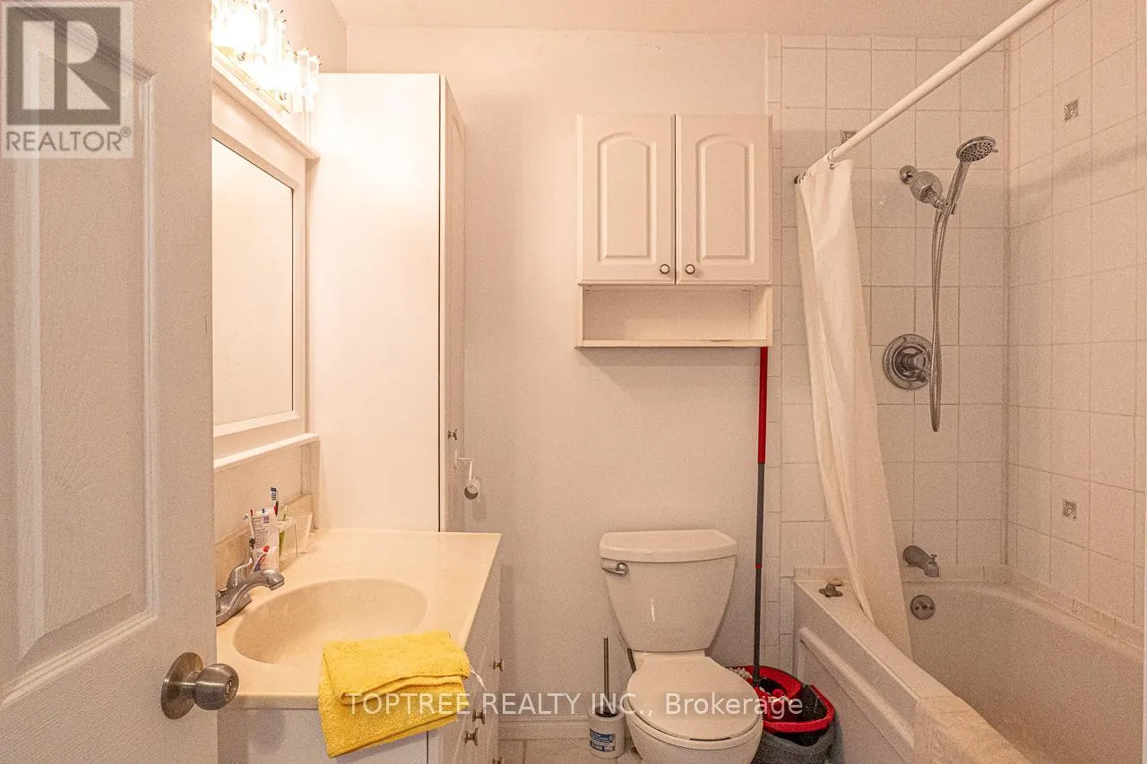 610 - 1600 ADELAIDE STREET N, #610