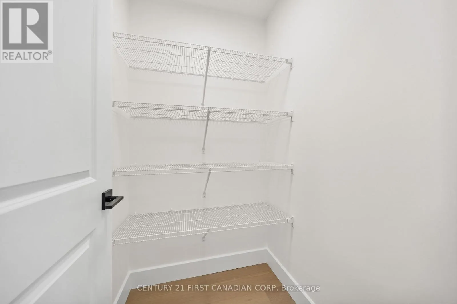 147-31(26) SCOTTS DRIVE